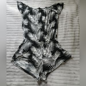Forever 21 black and white romper
